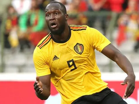 Romelu Lukaku rớt nước mắt tâm sự: "Nhà tôi nghèo, không có gạo mà ăn"