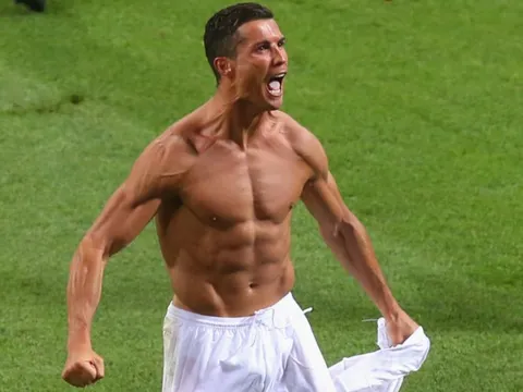 Tại sao Ronaldo luôn là tâm điểm trong đêm chung kết?