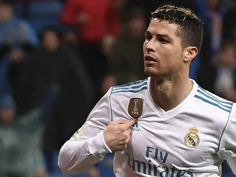 Ronaldo châm ngòi nổ rời Real trước chung kết C1 với Liverpool