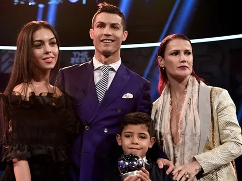 Bạn gái Ronaldo lâm vào cảnh thất nghiệp