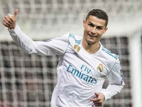 "Ronaldo là không thể ngăn cản"