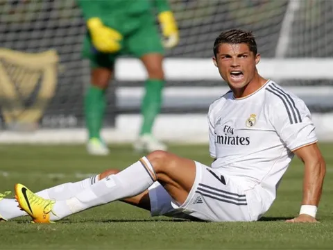 Ronaldo và Lewandowski đổi chỗ vào hè 2017?