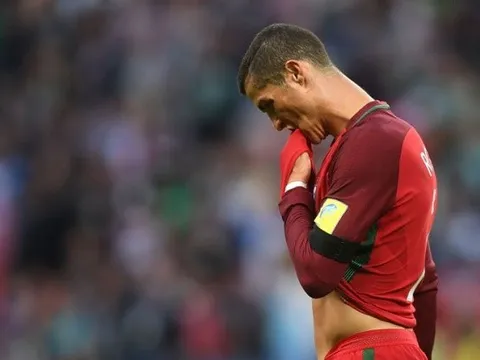 Ronaldo lỡ Siêu kinh điển trên đất Mỹ vì nghi án trốn thuế