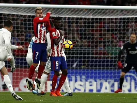 Derby Madrid: Atletico khiếp sợ Ronaldo