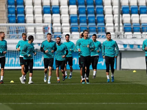 Ronaldo nỗ lực gấp bội trên sân tập khi Real tái ngộ Juventus