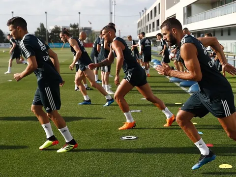 Ronaldo ra đi, Madrid trở nên ảm đạm