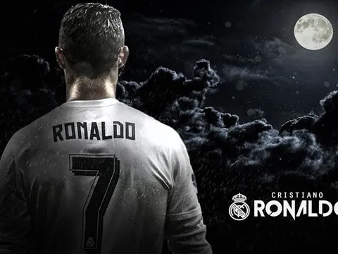 Ronaldo: Siêu sao đi ngược lại định kiến đám đông