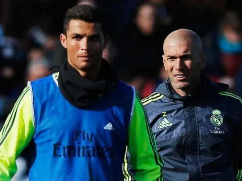 Zidane ra đi dễ khiến Real Madrid mất Ronaldo
