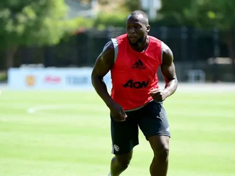 Rooney đưa lời cảnh báo đến Lukaku