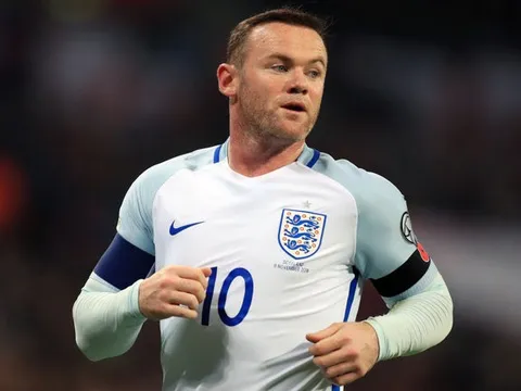 Rooney nhận tin buồn sau chức vô địch Europa League