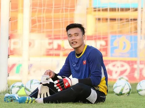 Bùi Tiến Dũng: Để nước mắt thôi rơi!