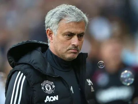Man United cán đích ở vị trí thứ 2, Mourinho tỏ ra bất mãn