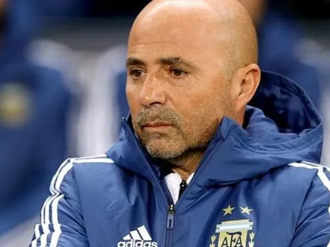 Sampaoli: Lỗi hoàn toàn ở tôi, đừng chỉ trích các cầu thủ!