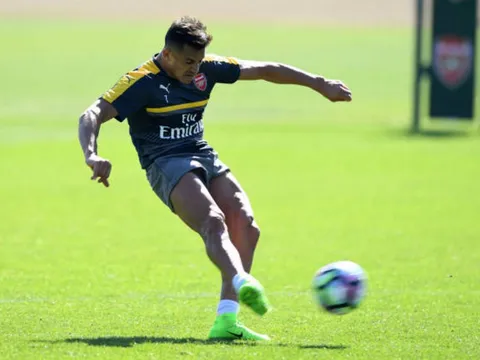 Sanchez và đồng đội quyết tâm trả lại vị trí cho 'Chú lục'
