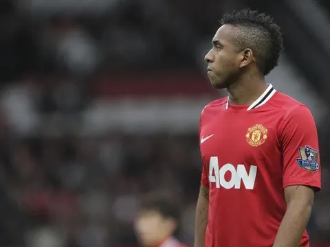 Sanchez và những tấm gương Nam Mỹ 'xấu' cho Fred tại Man Utd