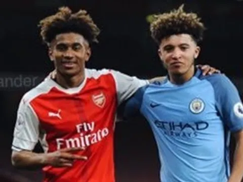 Sao Arsenal thả thính lộ liễu đồng nghiệp Man City