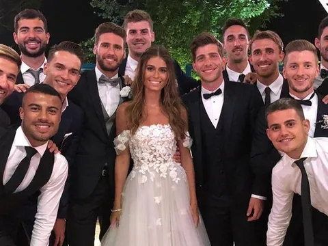Sao Barca rạng rỡ ngày lên xe hoa
