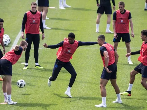 Tuyển Anh tập "chiêu độc" trước thềm World Cup