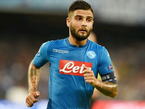Sao Napoli mơ khoác áo Barcelona