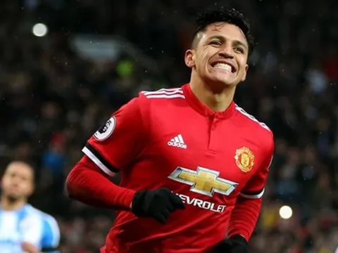 Sắp chứng kiến Man City vô địch, Sanchez có tiếc khi tới MU?