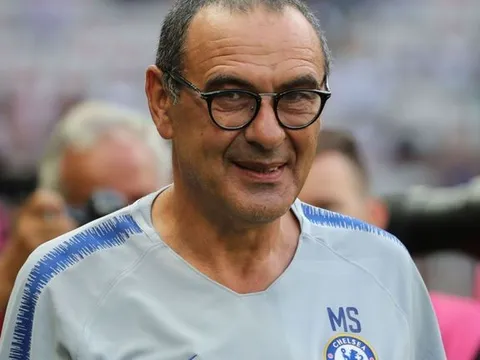 HLV Mourinho chơi tâm lý chiến, đẩy áp lực lên Maurizio Sarri