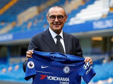 Sarri thừa nhận không có tiếng nói trong chuyển nhượng của Chelsea