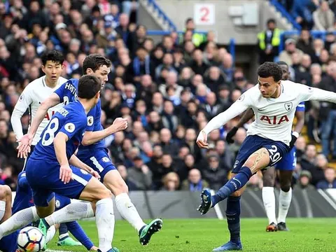 Sau vòng 32 Premier League: Chelsea buông súng; Thành Manchester thăng hoa