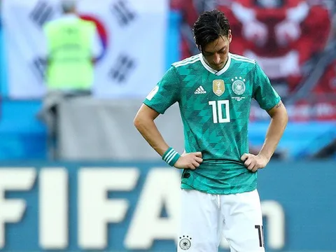 Sau World Cup thảm họa, bóng đá Đức rối như canh hẹ