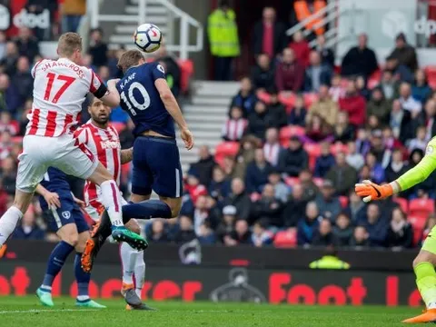 Harry Kane không vui khi bị Salah, Vardy châm chọc