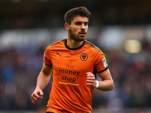 Ruben Neves lên tiếng trước tin đồn Liverpool hỏi mua