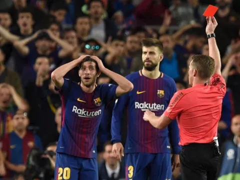 Sao Barca trả giá đắt vì đấm Marcelo