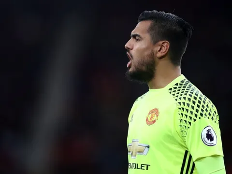 Sergio Romero giúp M.U lần đầu làm được điều này sau 2 năm
