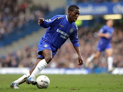 Những tiền vệ xuất sắc từng “chết yểu” khi chuyển đội bóng ở Premier League