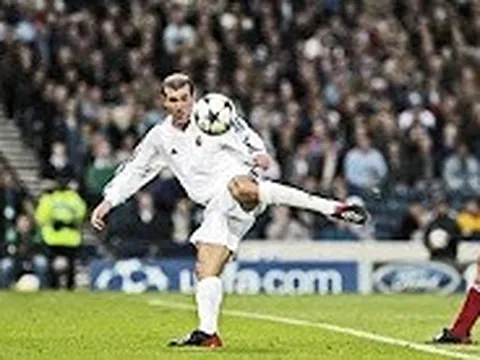 Siêu phẩm để đời của Zidane trong trận chung kết Champions League