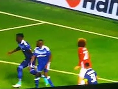 Siêu phẩm 'hụt' của Rashford và Pogba