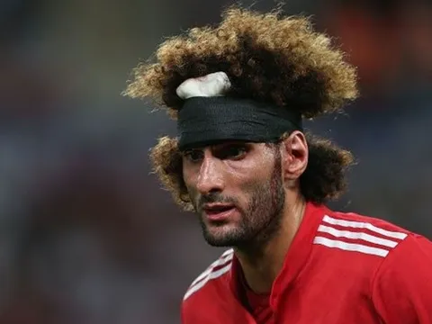 SỐC: Arsenal muốn chiêu mộ "người khổng lồ" của Manchester United