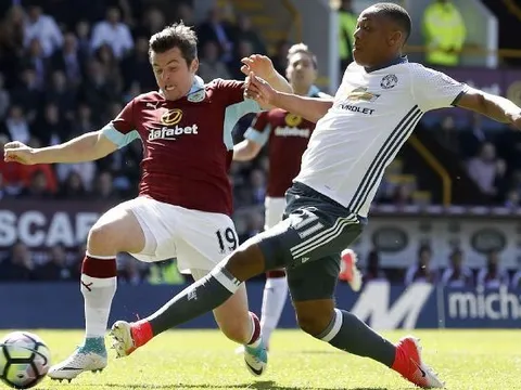Sốc: Bị cấm thi đấu 18 tháng, Joey Barton tuyên bố giải nghệ