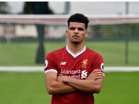 SỐC: Klopp chẳng biết tý gì về Solanke