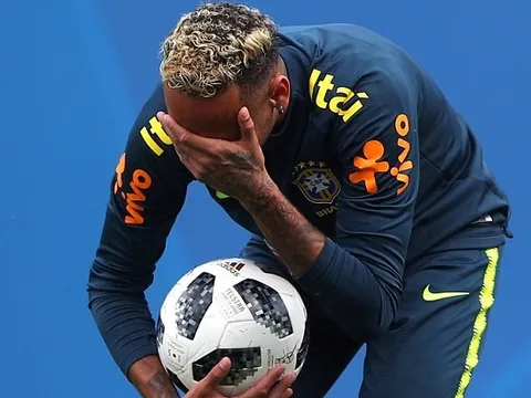 SỐC: Neymar đau đớn bỏ tập, nguy cơ nghỉ hết World Cup