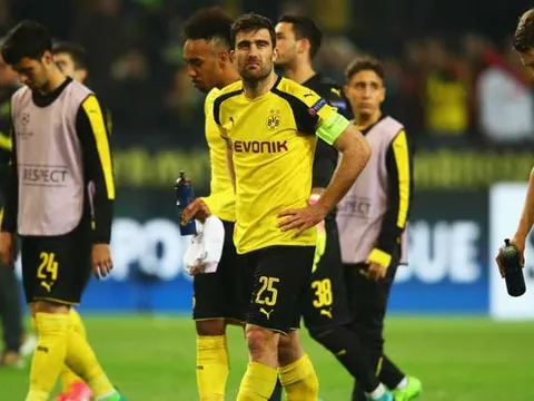 Sokratis: "Chúng tôi là người, không phải động vật"