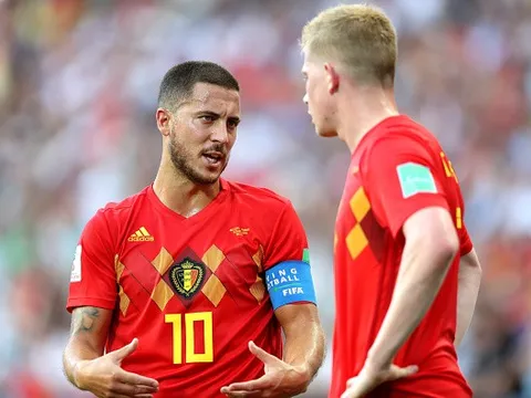 'Song kiếm hợp bích', De Bruyne và Hazard biến Lukaku thành người hùng ngày ra quân