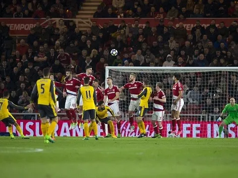 Song sát trở lại, Pháo thủ thắng nghẹt thở Middlesbrough