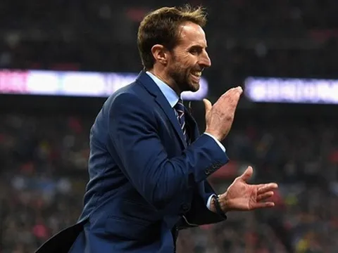 NÓNG: Fan Tam Sư tấn công Southgate bằng tin nhắn