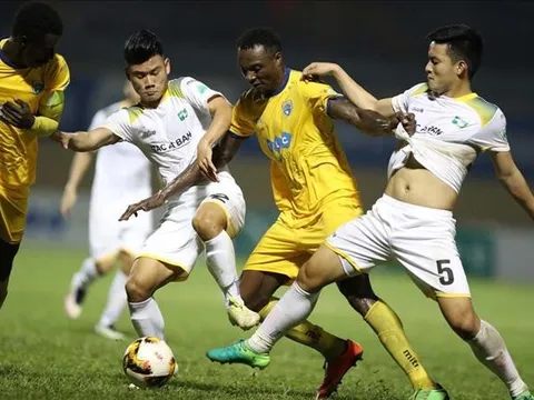 HLV Thanh Hóa nói gì sau chiến thắng nhọc nhằn trước SLNA?