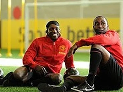 Sự ăn ý đến ảo diệu giữa Andy Cole và Dwight Yorke