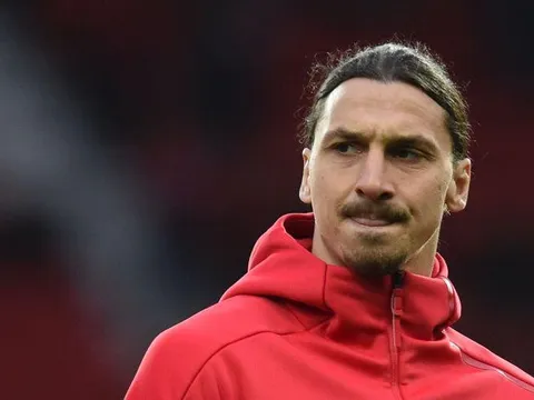 Sự thật đằng sau việc Ibrahimovic rời MU