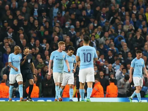 Sút tung lưới Liverpool ngay phút thứ 2, Man City vẫn ngậm ngùi rời cuộc chơi