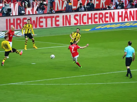 Tạm biệt Bundesliga, Bayern ở một thế giới khác!