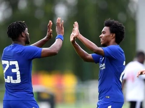 Tân binh Bakayoko nhìn đồng đội hủy diệt Fulham 8 bàn