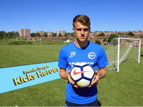 Tân binh Brighton chính thức 'xé tem' bóng mới của Premier League
